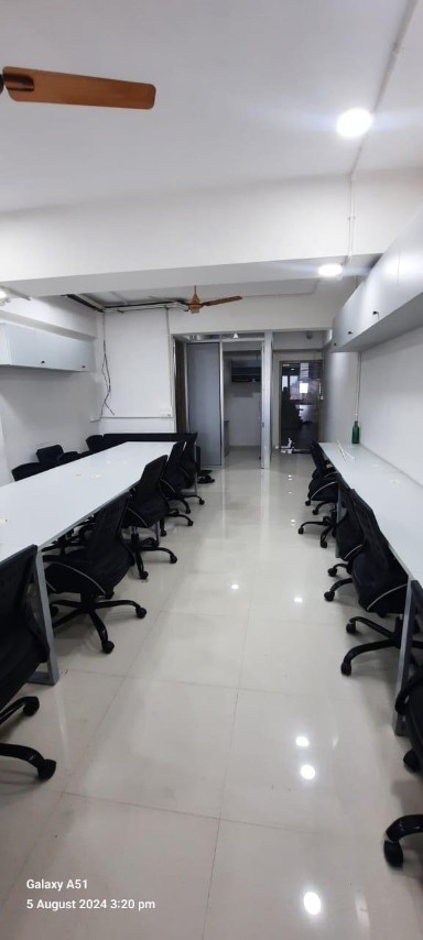 Office 1000 Sq. Ft. Commercial Office for Rent in Science City Ahmedabad
