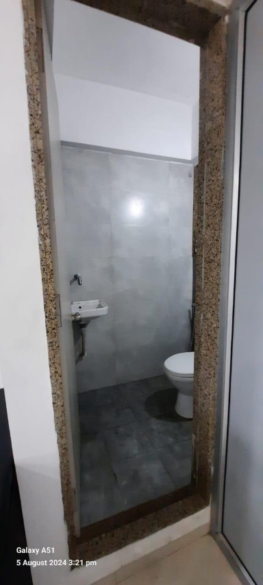 Office 1000 Sq. Ft. Commercial Office for Rent in Science City Ahmedabad - Media 2