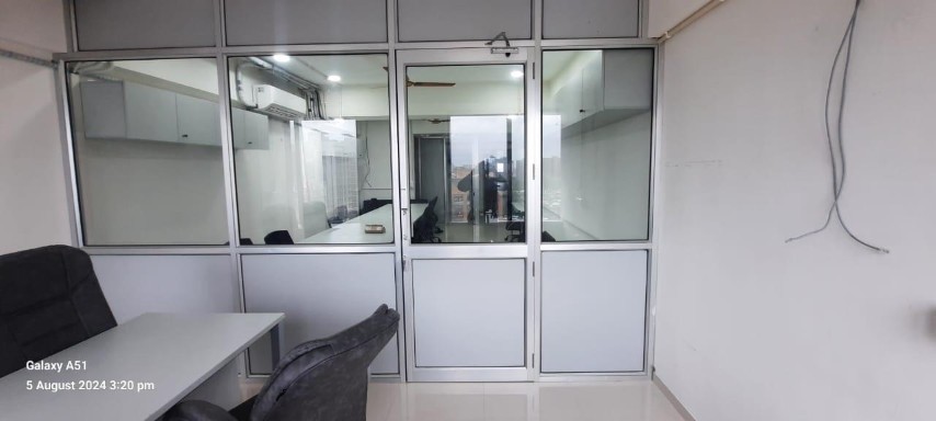Office 1000 Sq. Ft. Commercial Office for Rent in Science City Ahmedabad - Media 4