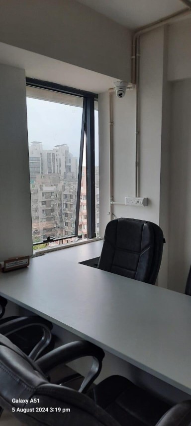 Office 1000 Sq. Ft. Commercial Office for Rent in Science City Ahmedabad - Media 6