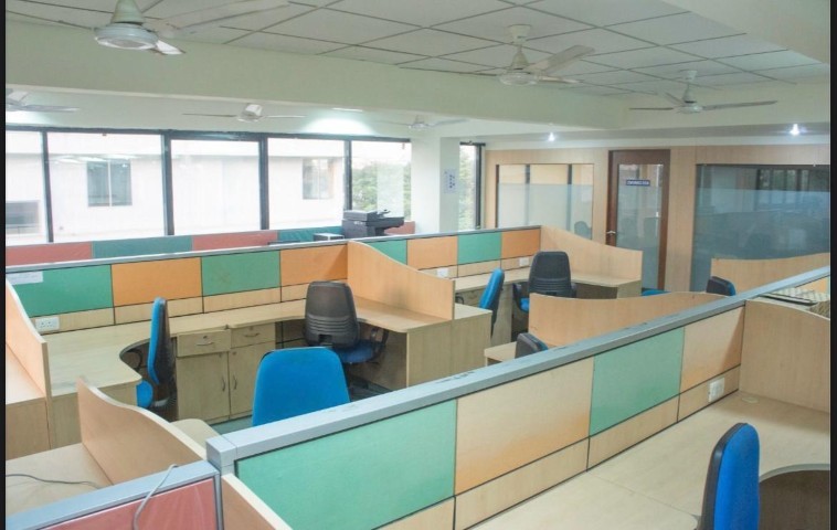 Office 5000 Sq. Ft. Commercial Office for Rent in Bodakdev Ahmedabad - Media 5