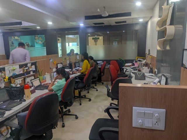 Office 3113 Sq. Ft. Commercial Office for Rent in Prahladnagar Ahmedabad - Media 10