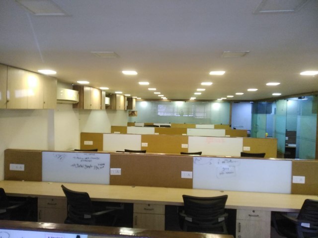 Office 1500 Sq. Ft. Commercial Office for Rent in Prahladnagar Ahmedabad
