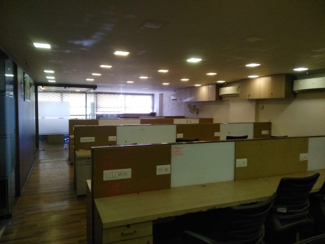 Office 1500 Sq. Ft. Commercial Office for Rent in Prahladnagar Ahmedabad - Media 5
