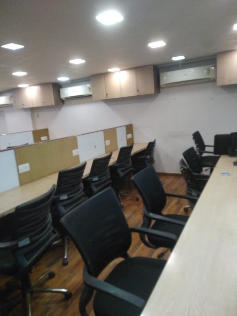 Office 1500 Sq. Ft. Commercial Office for Rent in Prahladnagar Ahmedabad - Media 14