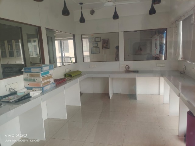 Office 1369 Sq. Ft. Commercial Office for Rent in Sp Ring Road Ahmedabad - Media 6