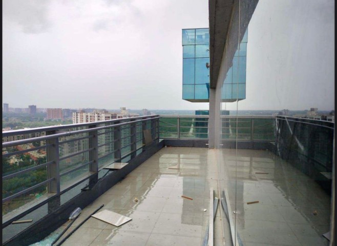 Office 1500 Sq. Ft. Commercial Office for Rent in Science City Ahmedabad - Media 6
