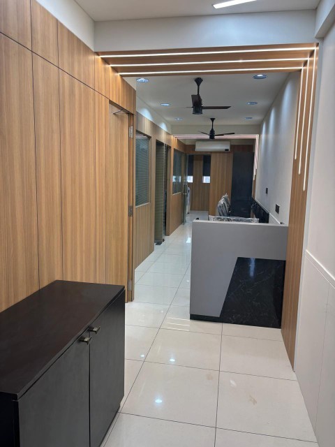 Office 1262 Sq. Ft. Commercial Office for Rent in Sindhu Bhavan Road Ahmedabad - Media 7
