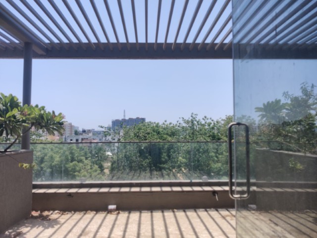 Office 1720 Sq. Ft. Commercial Office for Rent in Bodakdev Ahmedabad - Media 5