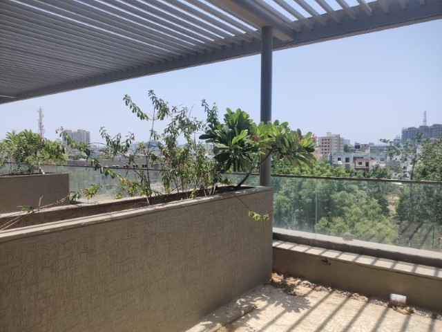 Office 1720 Sq. Ft. Commercial Office for Rent in Bodakdev Ahmedabad - Media 11