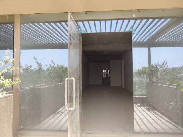 Office 1720 Sq. Ft. Commercial Office for Rent in Bodakdev Ahmedabad - Media 16