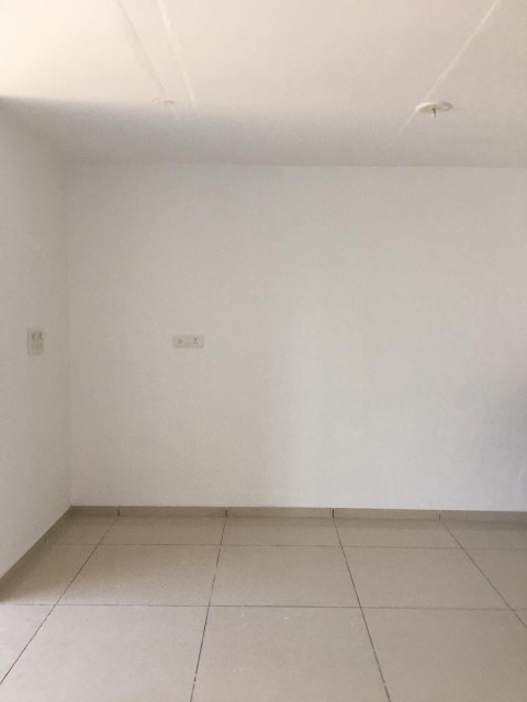 Office 871 Sq. Ft. Commercial Office for Rent in Ambli Road Ahmedabad - Media 3