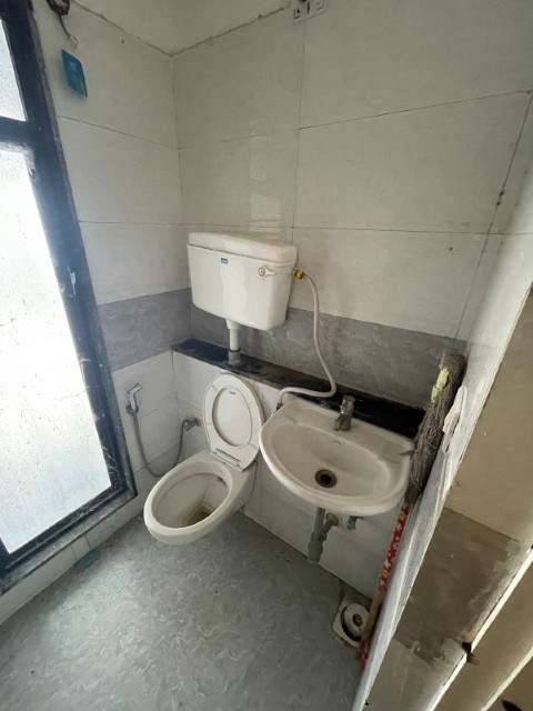 Office 900 Sq. Ft. Commercial Office for Rent in Ambli Road Ahmedabad - Media 2