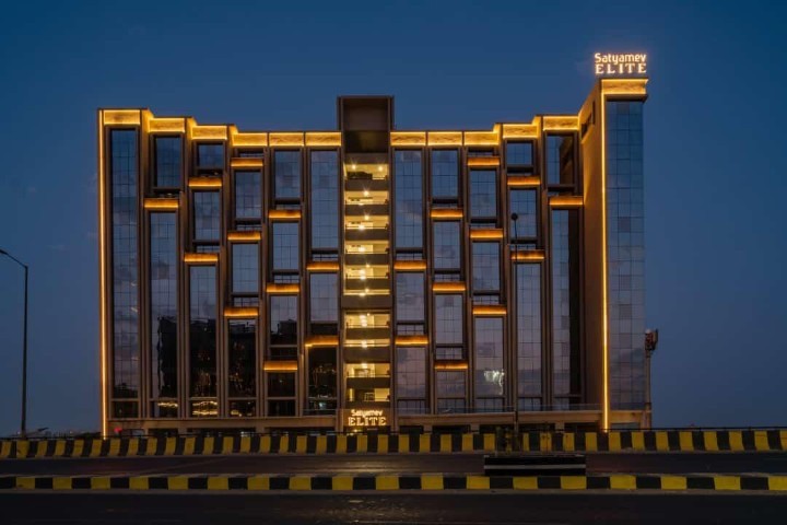 Office 778 Sq. Ft. Commercial Office for Rent in Bopal Ahmedabad - Media 4