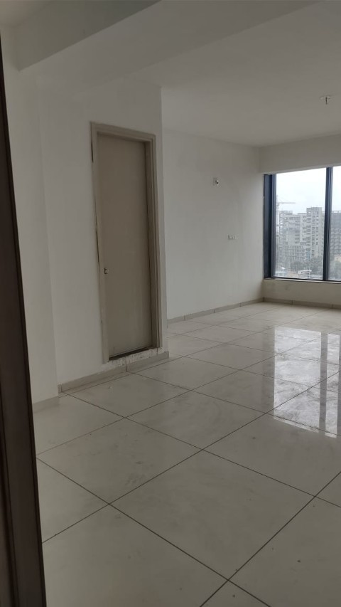 Office 941 Sq. Ft. Commercial Office for Rent in Sg Highway Ahmedabad - Media 2