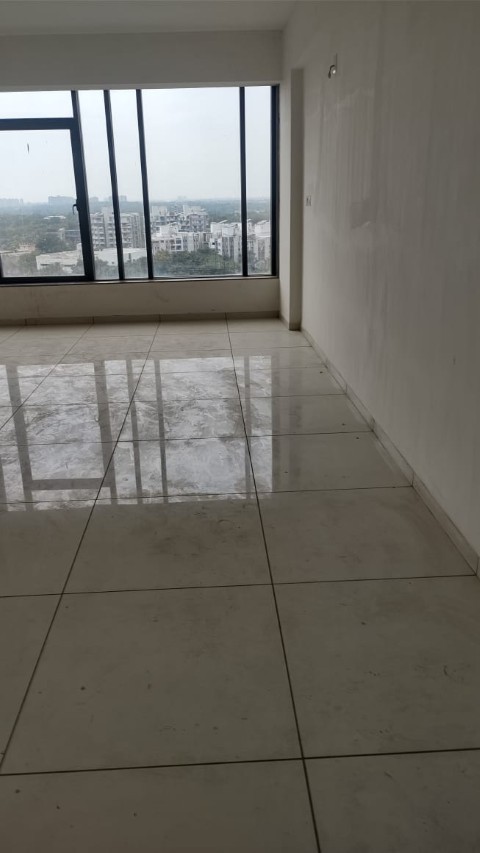 Office 941 Sq. Ft. Commercial Office for Rent in Sg Highway Ahmedabad - Media 3