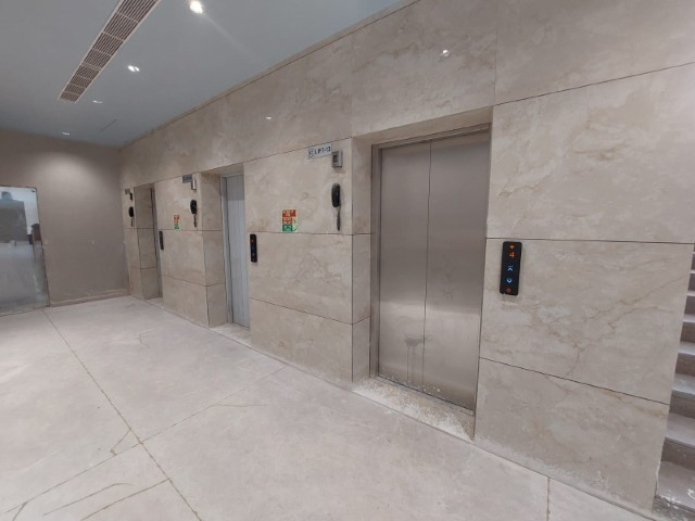 Office 737 Sq. Ft. Commercial Office for Rent in Sola Ahmedabad - Media 8