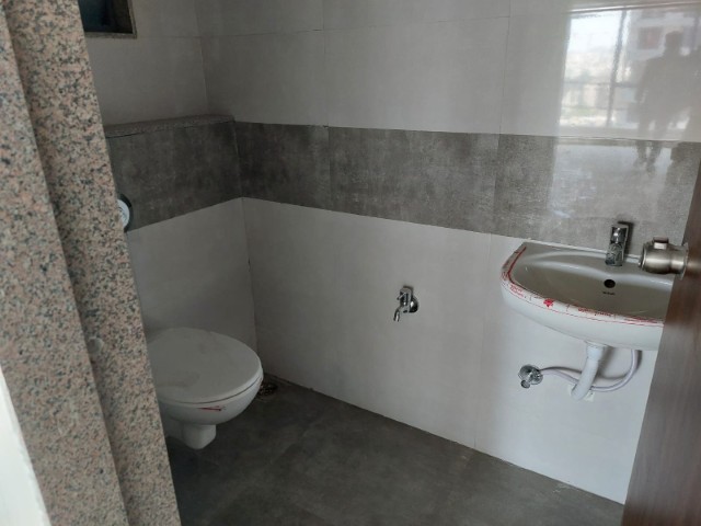 Office 737 Sq. Ft. Commercial Office for Rent in Sola Ahmedabad - Media 11