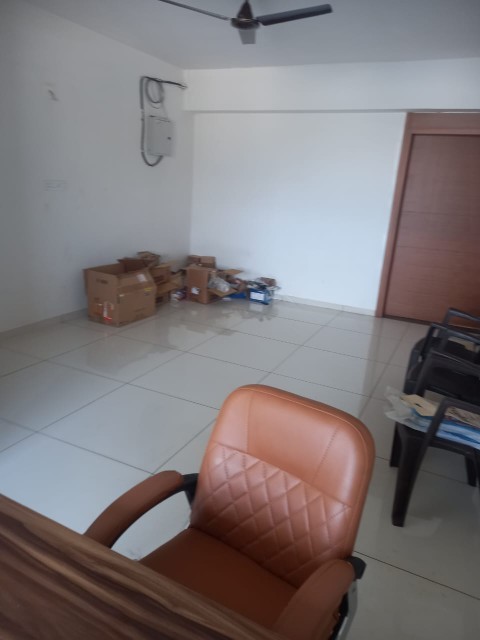 Office 597 Sq. Ft. Commercial Office for Rent in Science City Ahmedabad - Media 3