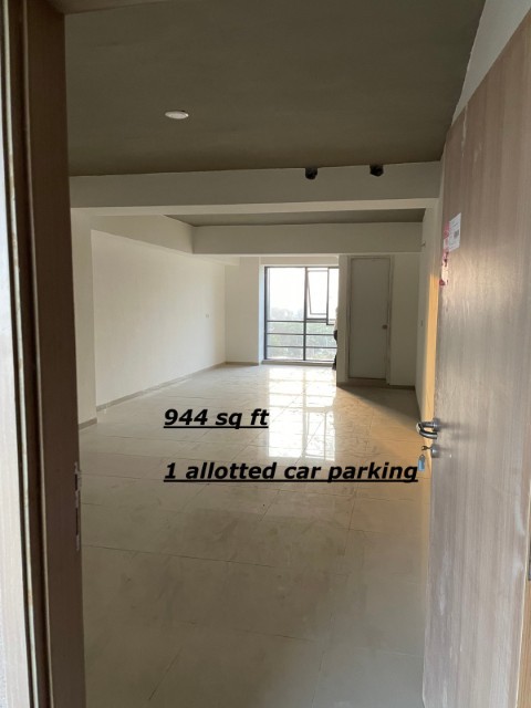 Office 944 Sq. Ft. Commercial Office for Rent in Shilaj Ahmedabad - Media 2