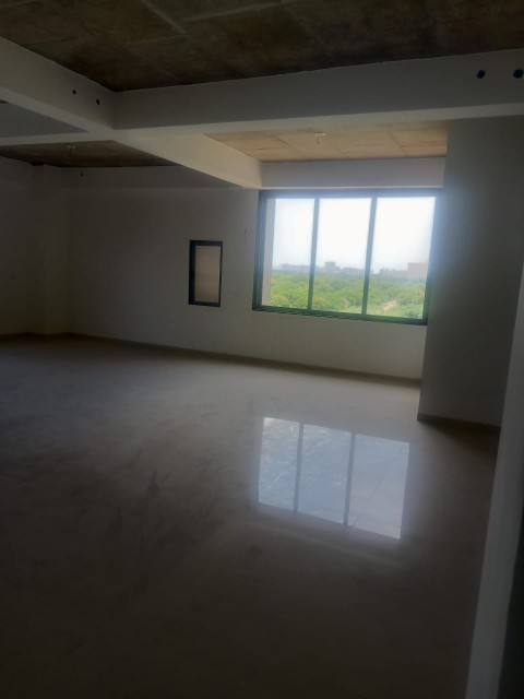 Office 1700 Sq. Ft. Commercial Office for Rent in Shela Ahmedabad - Media 2