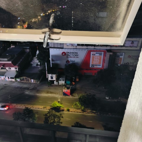 Office 1122 Sq. Ft. Commercial Office for Rent in Shyamal Cross Road Ahmedabad - Media 3