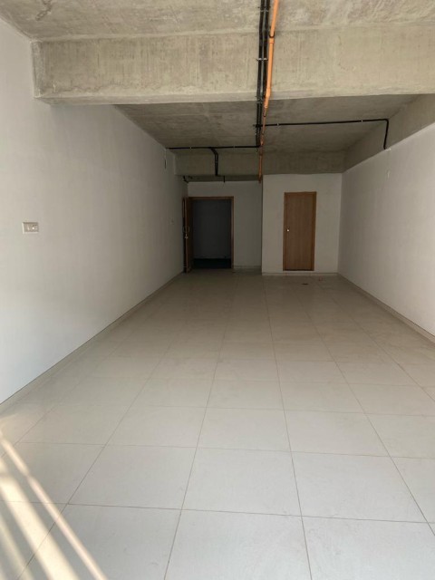 Office 981 Sq. Ft. Commercial Office for Rent in Jagatpur Ahmedabad