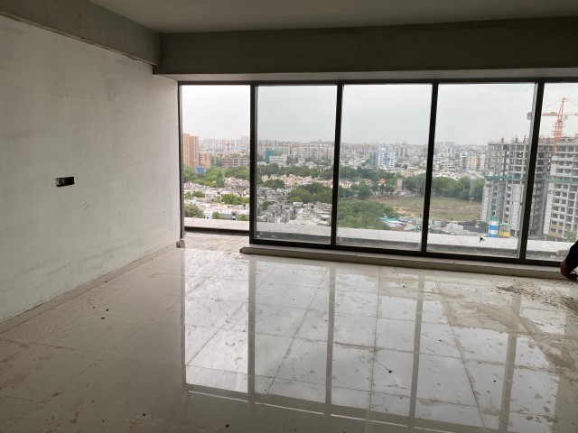 Office 834 Sq. Ft. Commercial Office for Rent in Sola Ahmedabad - Media 7