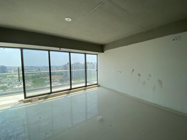 Office 834 Sq. Ft. Commercial Office for Rent in Sola Ahmedabad - Media 13
