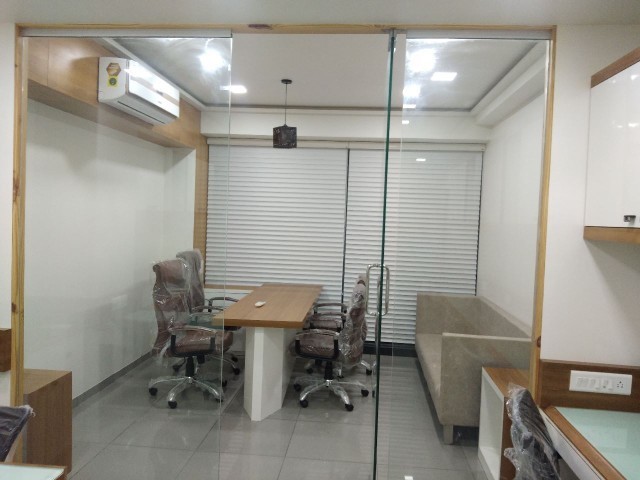 Office 774 Sq. Ft. Commercial Office for Rent in Thaltej Ahmedabad - Media 2