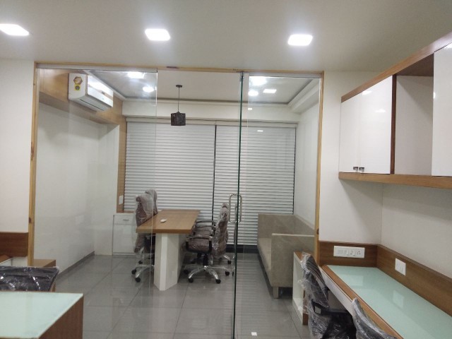 Office 774 Sq. Ft. Commercial Office for Rent in Thaltej Ahmedabad - Media 7