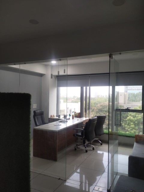 Office 705 Sq. Ft. Commercial Office for Rent in Thaltej Ahmedabad - Media 4