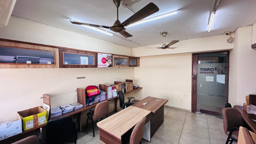 Office 860 Sq. Ft. Commercial Office for Rent in Drive In Road Ahmedabad - Media 4