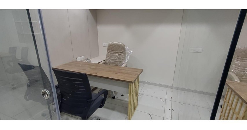 Office 1308 Sq. Ft. Commercial Office for Rent in Shyamal Cross Road Ahmedabad - Media 7