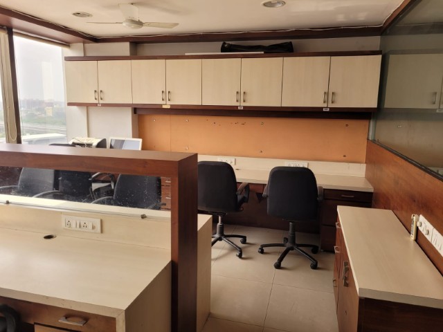 Office 777 Sq. Ft. Commercial Office for Sale in Sg Highway Ahmedabad - Media 7