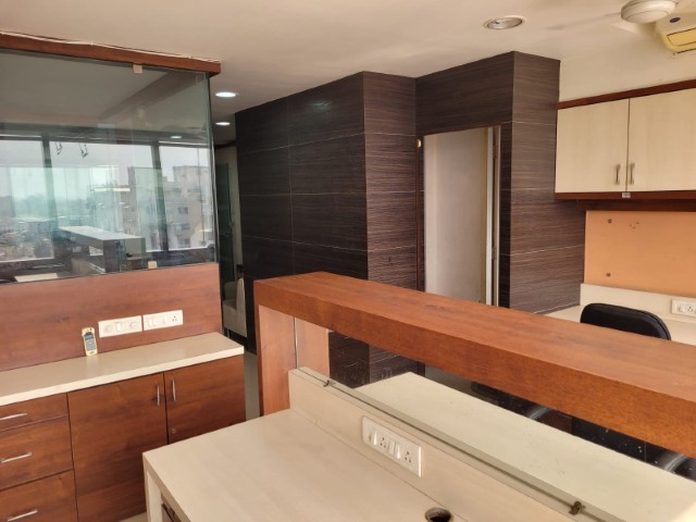 Office 777 Sq. Ft. Commercial Office for Sale in Sg Highway Ahmedabad - Media 6