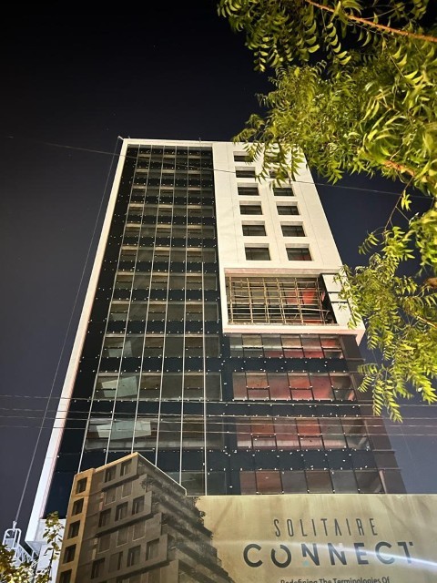 Office 662 Sq. Ft. Commercial Office for Sale in Sg Highway Ahmedabad - Media 2
