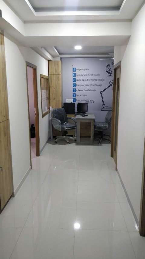 Office 1465 Sq. Ft. Commercial Office for Sale in Science City Ahmedabad - Media 5