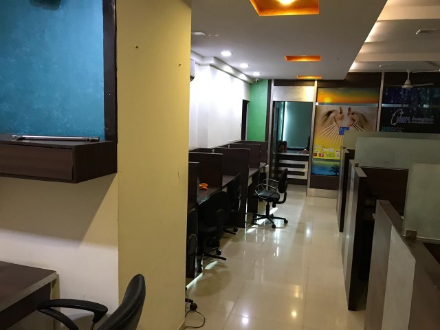 Office 975 Sq. Ft. Commercial Office for Sale in Sola Ahmedabad - Media 4