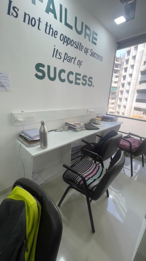 Office 750 Sq. Ft. Commercial Office for Sale in Sola Ahmedabad - Media 8