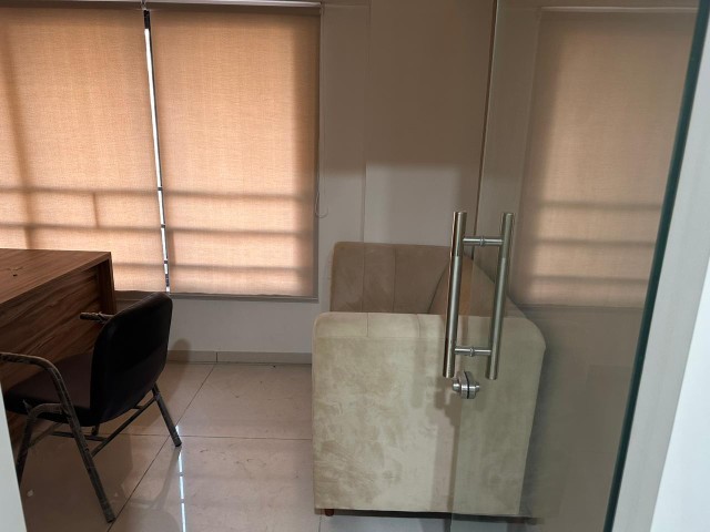 Office 870 Sq. Ft. Commercial Office for Sale in Sola Ahmedabad - Media 7