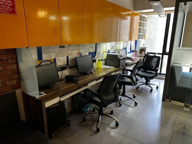 Office 595 Sq. Ft. Commercial Office for Sale in Prahladnagar Ahmedabad - Media 2
