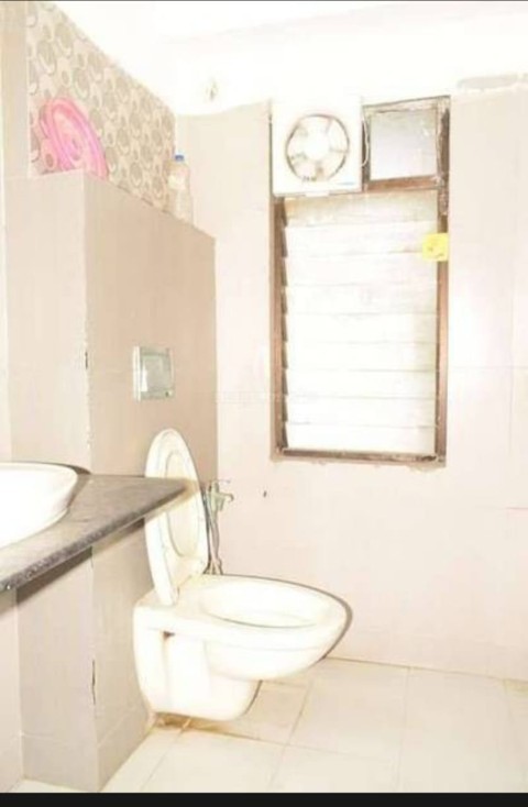 Office 1040 Sq. Ft. Commercial Office for Sale in Prahladnagar Ahmedabad - Media 5