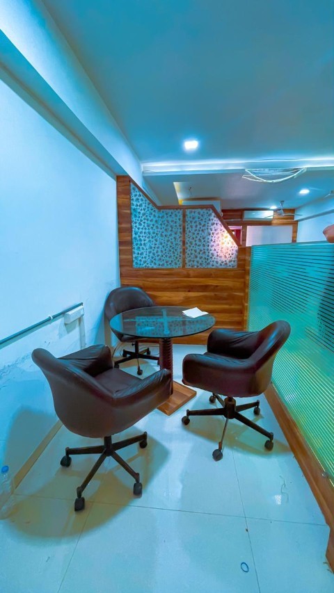 Office 1029 Sq. Ft. Commercial Office for Sale in Satellite Ahmedabad - Media 20