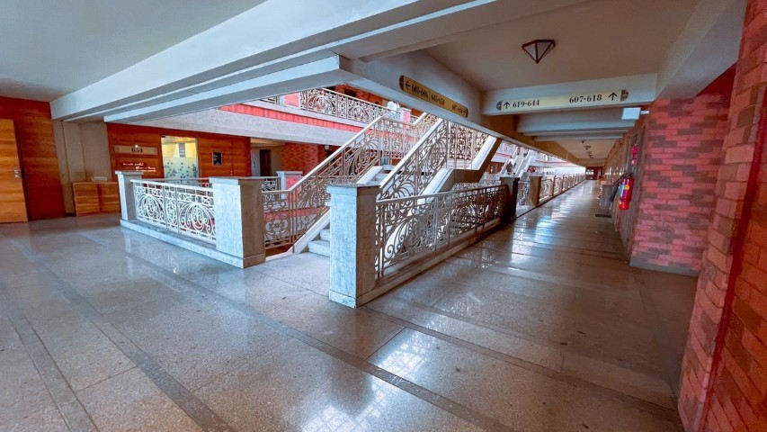 Office 1029 Sq. Ft. Commercial Office for Sale in Satellite Ahmedabad - Media 17