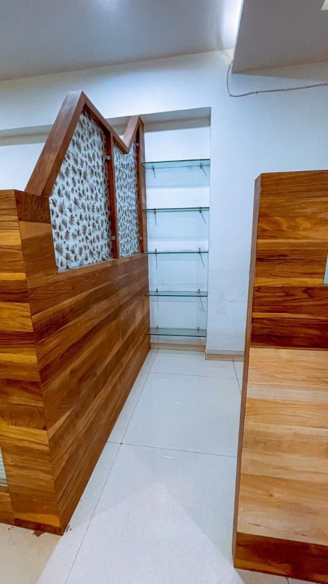 Office 1029 Sq. Ft. Commercial Office for Sale in Satellite Ahmedabad