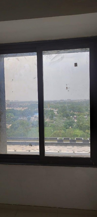 Office 658 Sq. Ft. Commercial Office for Sale in Jagatpur Ahmedabad - Media 4
