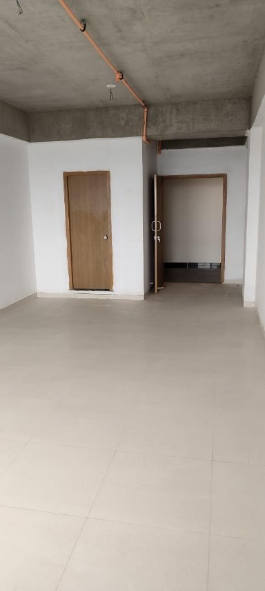 Office 658 Sq. Ft. Commercial Office for Sale in Jagatpur Ahmedabad - Media 5