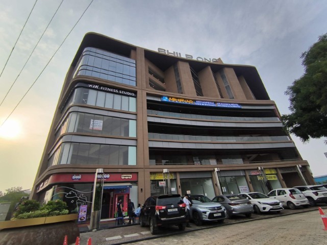 Showroom 1165 Sq. Ft. Showroom Second Floor for Rent in Shilaj Ahmedabad - Media 5