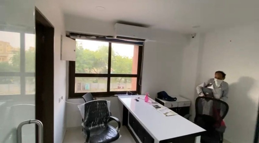 Office 959 Sq. Ft. Commercial Office for Rent in Satellite Ahmedabad